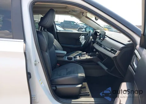 2024 Mitsubishi Outlander Se 2.5 2Wd из США, поврежденный, VIN JA4J3VA89RZ035202